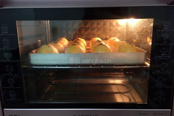 蛋黄酥的做法图解32