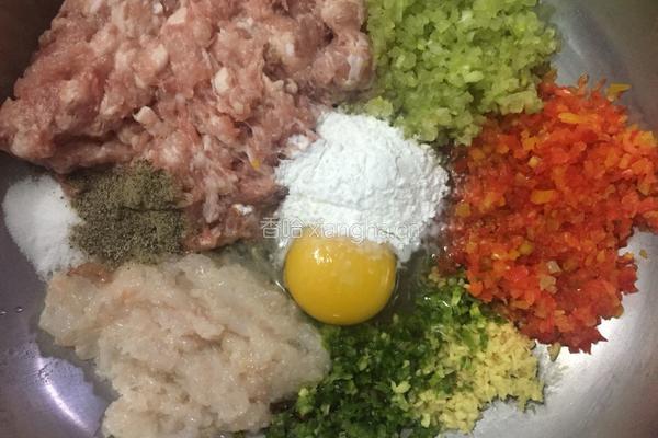 娃娃菜肉圆汤的做法图解5