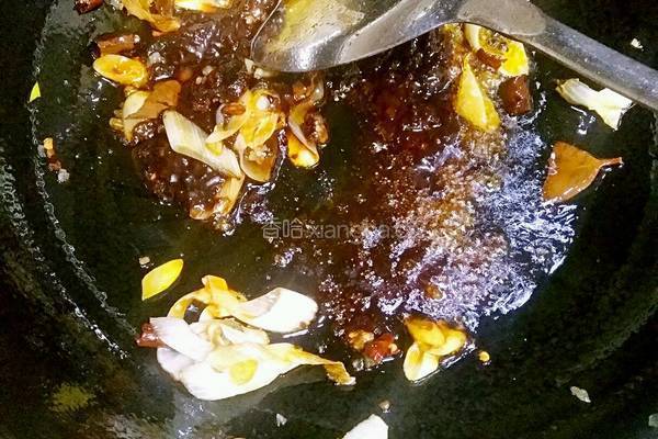 木桶酱辣骨的做法图解5