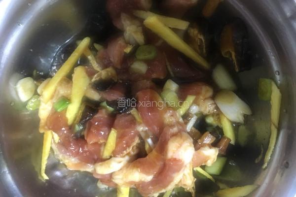 古法清蒸鲈鱼的做法图解3