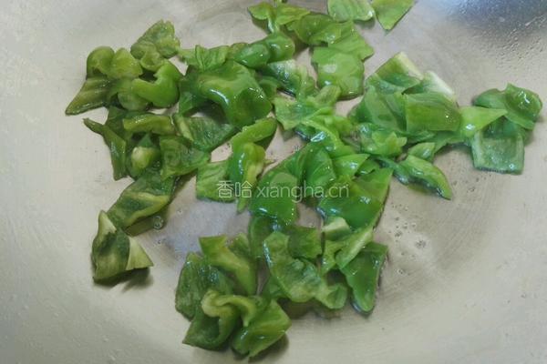 腊肠小炒鲜蔬的做法图解5