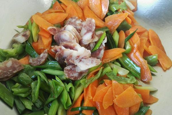 腊肠小炒鲜蔬的做法图解9