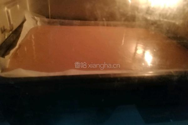 巧克力蛋糕卷的做法图解4