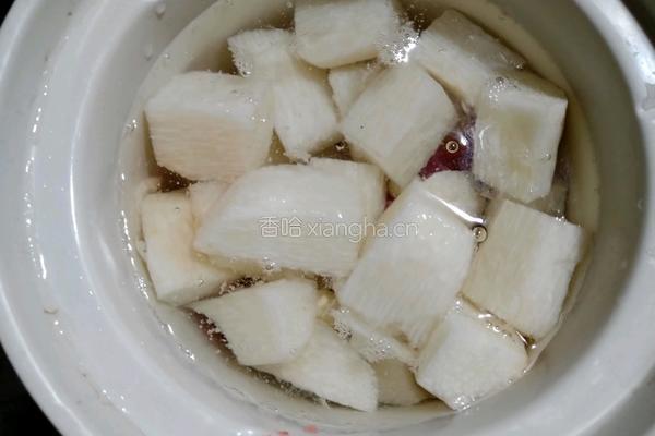 山药排骨汤的做法图解4