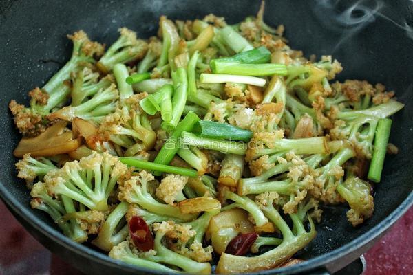 干煸孜然菜花的做法图解10