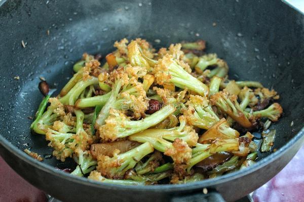 干煸孜然菜花的做法图解11