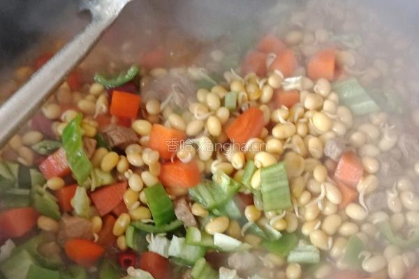 炒黄豆芽的做法图解5