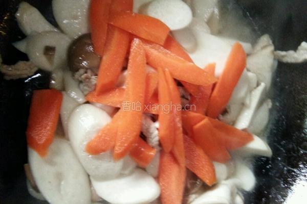 鸡腿菇炒肉的做法图解6