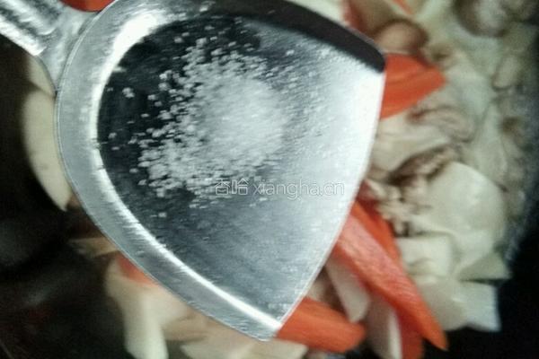 鸡腿菇炒肉的做法图解7