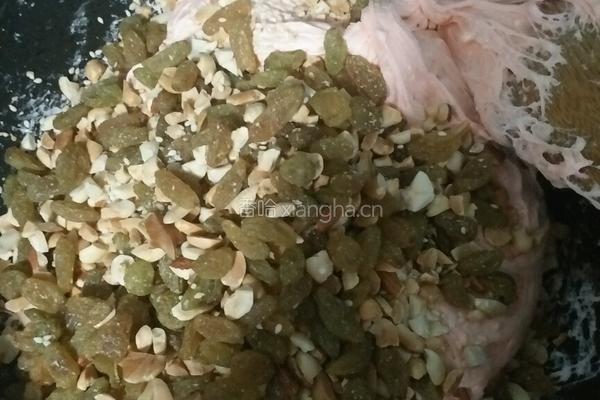 花生葡萄干牛轧糖的做法图解9