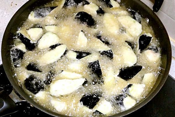 鲁菜大师蒋家常菜风味茄子的做法图解4