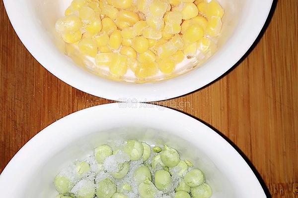 培根蛋炒饭的做法图解4