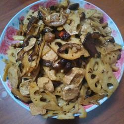 莲藕烧肉丸的做法[图]
