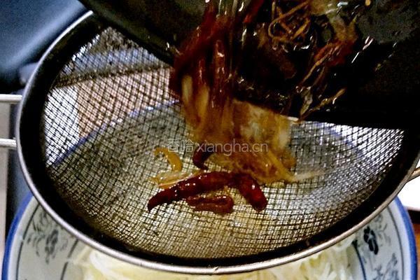 鲁菜大师蒋家常菜凉拌香辣土豆丝的做法图解6