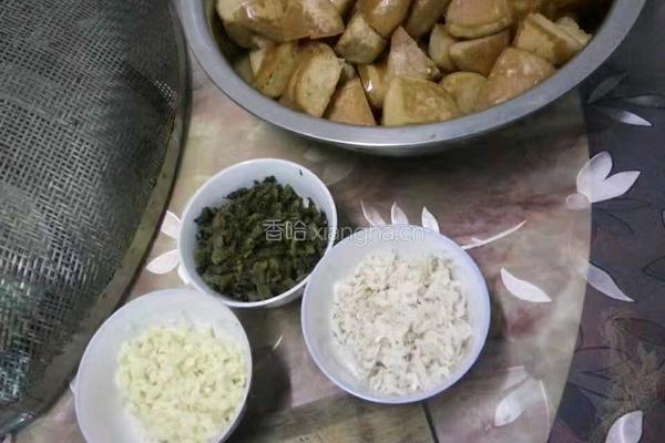 炒光饼的做法图解1