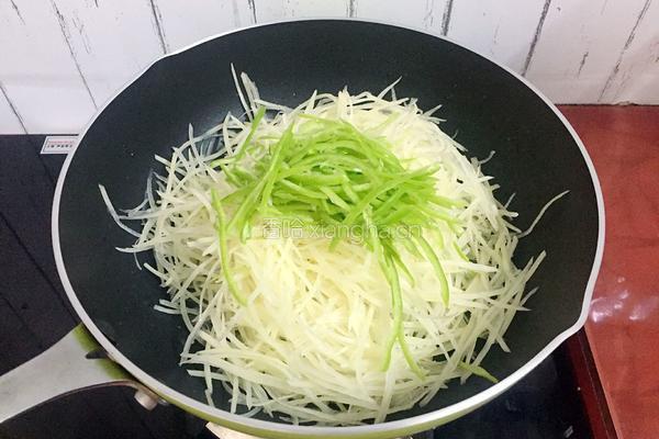 青椒土豆丝的做法图解7
