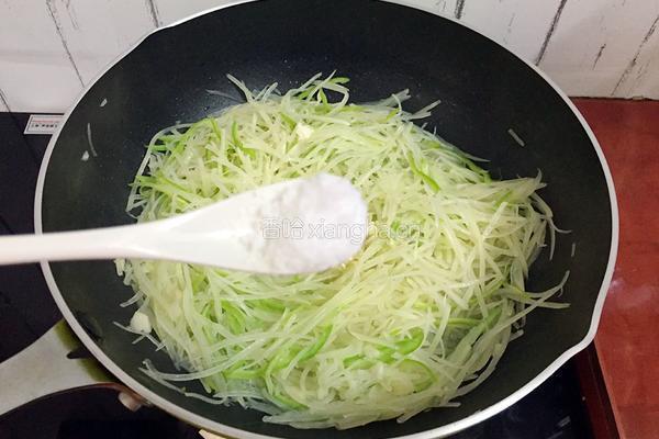 青椒土豆丝的做法图解11