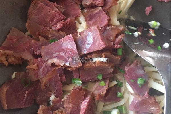冬笋炒牛肉的做法图解6