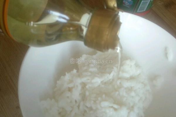 鱼籽寿司的做法图解2