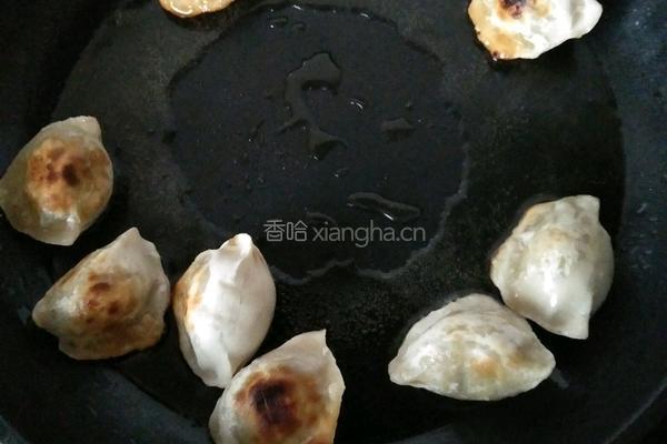 煎饺的做法图解4