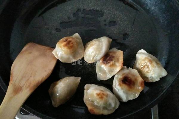 煎饺的做法图解6