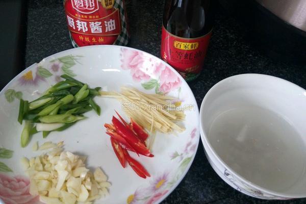 炒花甲的做法图解3