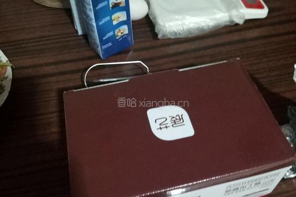 草莓酱牛奶布丁的做法图解1