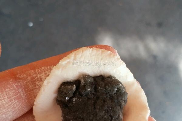 自制芝麻汤圆的做法图解4