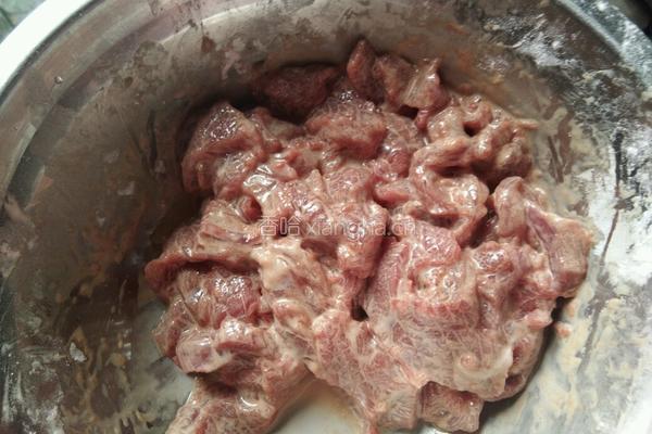 蒜苔炒牛肉的做法图解3