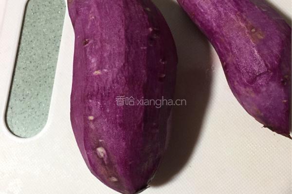 紫薯芝麻饼的做法图解1