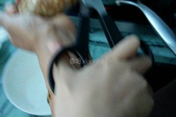 汆丸子的做法图解2