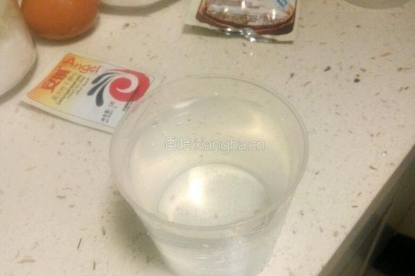 提子面包的做法图解2