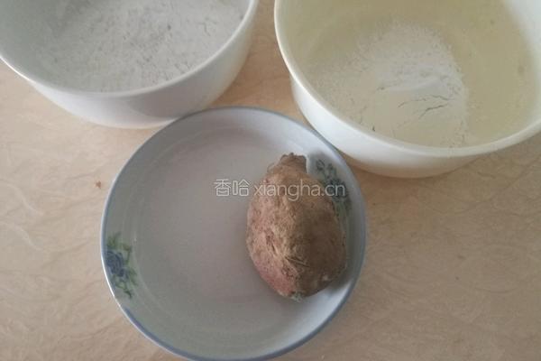 红薯和抹菜汤园的做法图解1