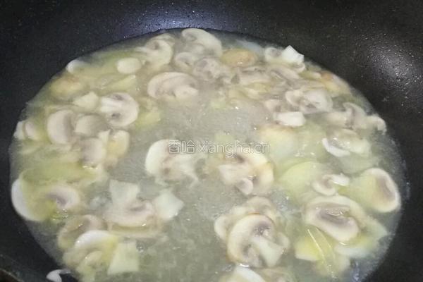 奶油蘑菇汤的做法图解7