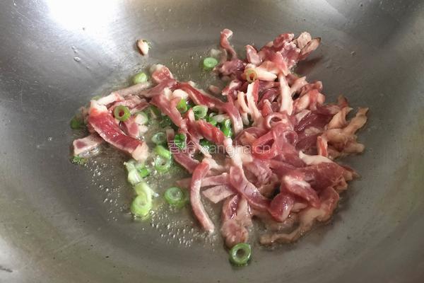 蒜苔炒肉的做法图解6