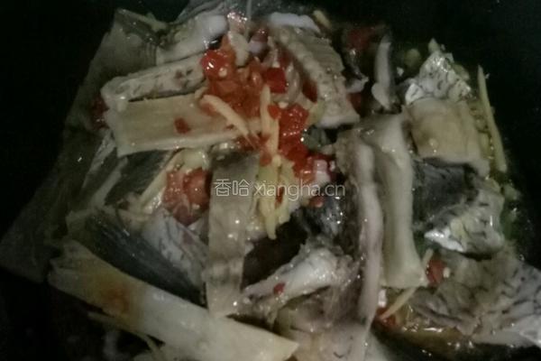 咸鱼蒸茄子的做法图解6