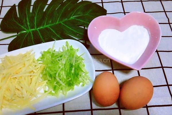 宝宝花朵薄饼的做法图解1