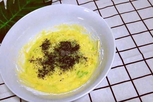 宝宝花朵薄饼的做法图解6