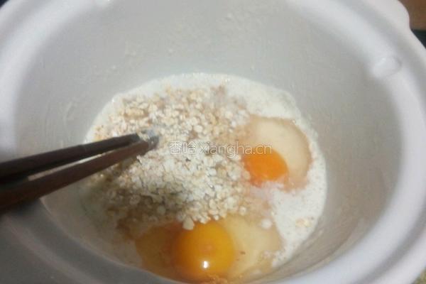 麦片煎摊饼的做法图解1