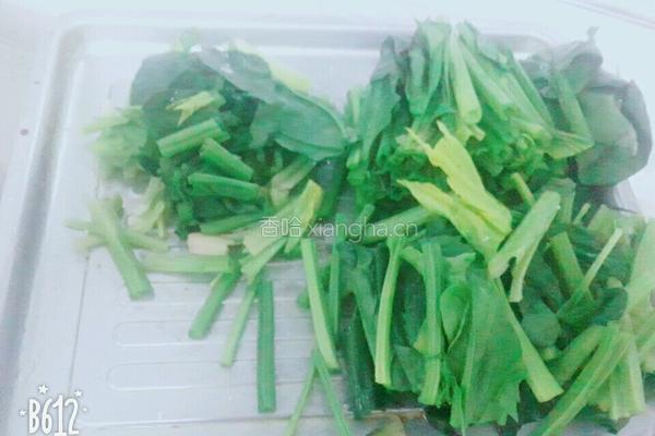 菠菜炖豆腐粉条的做法图解2