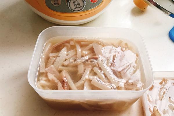 水晶皮冻的做法图解10