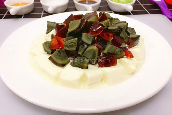 皮蛋豆腐的做法图解5