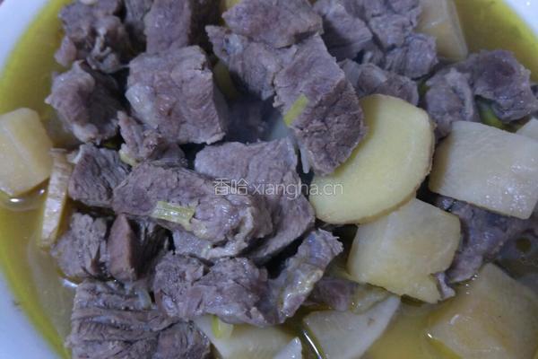 牛肉炖萝卜的做法图解6