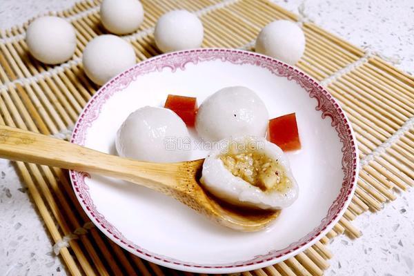 山楂 黑芝麻 花生 多味汤圆的做法图解8