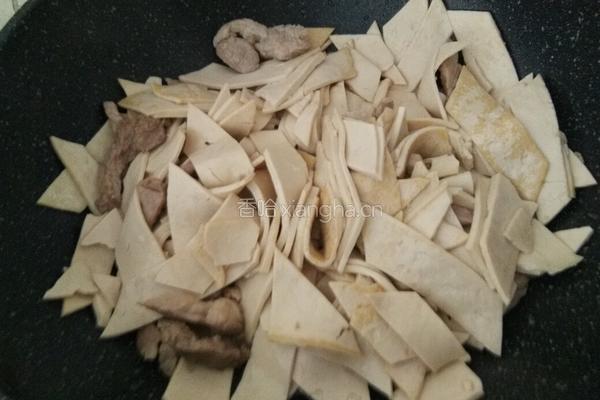 千张炒肉丝的做法图解4