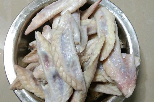 炸鸡尖的做法图解1