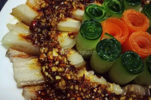 蒜泥白肉的做法图解12