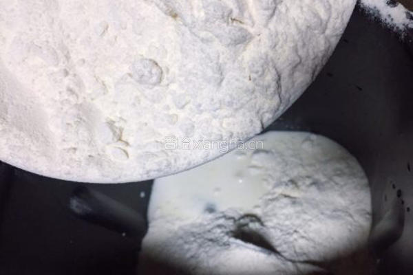 私人定制蛋蓉花苞的做法图解1