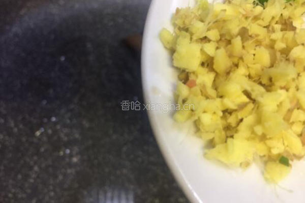 五彩玲珑花苞烧卖的做法图解8