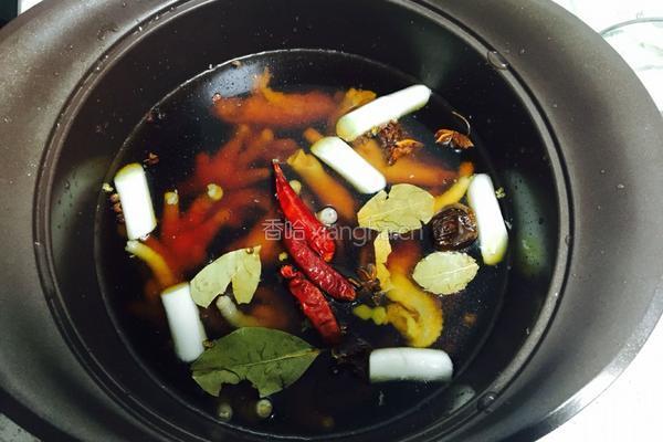 卤鸡爪的做法图解2